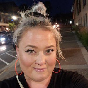 Meet your Posher, Cristina
